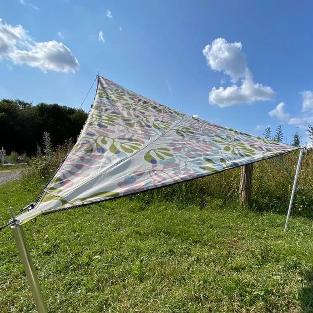 Camping-Sonnensegel Bent TC Zip Canvas Scandinavian, Design: Forrest Linches 1 Camping-Sonnensegel Bent TC Zip Canvas Scandinavian, Design: Forrest Linches