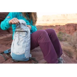 Daypack Osprey Daylite Cinch O/S, Black -Campingbedarf Geschäft daylite cinch unisex rucksack osprey tagesrucksack daypacks unisex rucksack 1000 5 22211