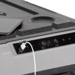 Kompressor-Kühlbox Brunner Polarys Freeze DZ 45 14 Kompressor-Kühlbox Brunner Polarys Freeze DZ 45 -Campingbedarf Geschäft digitale anzeige usb anschluss 45l kuehlbox gefrierbox brunner porarys freeze dz tragbar 60 watt 1000 5 25483