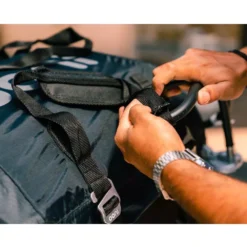 Transportabdeckung Für Ooni Koda 12 Carry Cover -Campingbedarf Geschäft gepolsterte tragegriffe aluminiumguss gurtschloesser ooni koda 12 schutzhauben 1000 2 25064