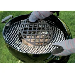 Weber CRAFTED Sear Grate Rund - Gourmet BBQ System 7 Weber CRAFTED Sear Grate Rund - Gourmet BBQ System -Campingbedarf Geschäft gussrost weber gbs gourmet bbq system sear grate fuer grillmarkierungen grillzubehoer 1000 3 7386