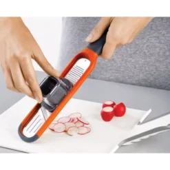 Joseph Joseph Handi-Grate 2-in-1 Minireibe Und -hobel 10 Joseph Joseph Handi-Grate 2-in-1 Minireibe Und -hobel -Campingbedarf Geschäft hobelreibe joseph joseph handi grate 2 in 1 minireibe und hobel raffel raspel 1000 3 19427