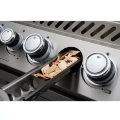 Gasgrill Napoleon Prestige PRO 825 RSBI Inkl. Drehspiess -Campingbedarf Geschäft napoleon prestige pro 825 raeuchereinsatz grill raeuchern smoker tray 1000 6 17532