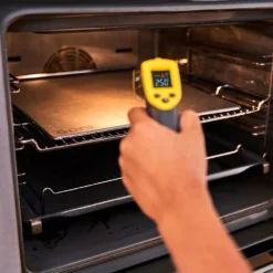 Ooni Pizzabackstahl 13 13 Ooni Pizzabackstahl 13 -Campingbedarf Geschäft ooni pizzabackstahl fuer herkoemmliche temperaturen eines kuechenofens bis zu 275grad 1000 6 27310