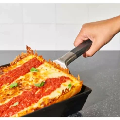 Ooni Pizza-Servierheber 8 Ooni Pizza-Servierheber -Campingbedarf Geschäft pizza aus dem blech herausheben ohne boden zu zerbrechen mit pizza servierheber ooni edelstahlzubehoer 1000 3 27393