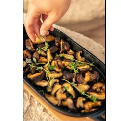 Bratpfanne Ooni Servierpfanne Aus Gusseisen -Campingbedarf Geschäft saftig aromatisch garen ooni servierpfanne aus gusseisen griff abnehmbar inklusive untersetzer stahl 1000 4 26125