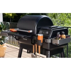 Pellet-Smoker Traeger Ironwood International + Pelletsensor -Campingbedarf Geschäft touchscreen display traeger ironwood outdoor pelletgrill 1000 13 24771